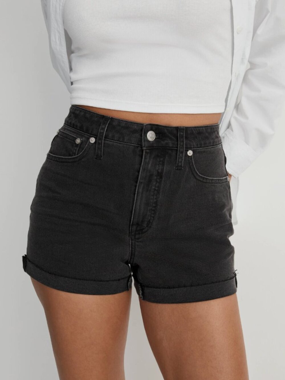 Madewell Curvy High-Rise Denim Raw Hem Stretch Shorts Black Lunar Wash, size 25